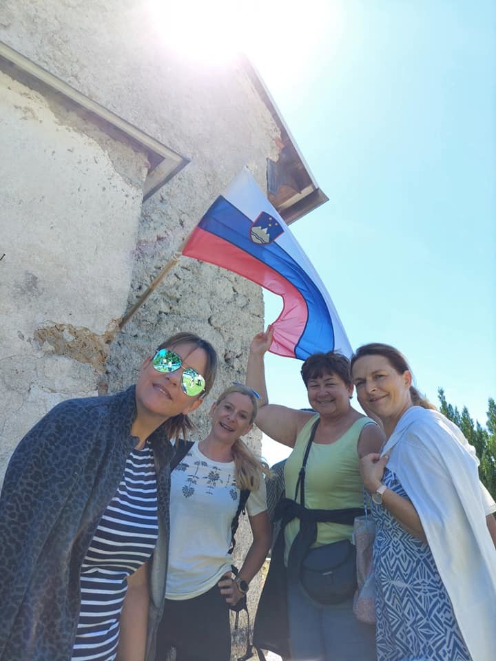 30 letnica samostojnosti Slovenije in tradicionalno srečanje v Krvavi peči s patrom Krizologom.